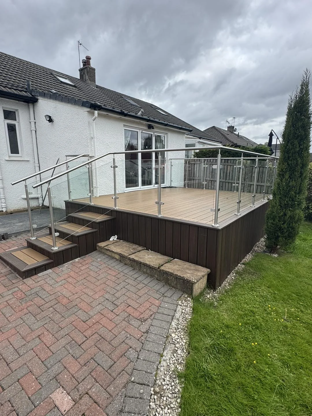 Composite decking with glass and handrails project 2 completed in Kings Park, Glasgow